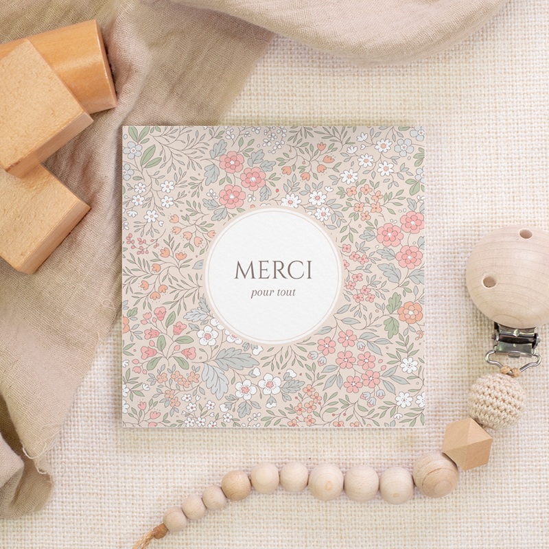 Carte de Remerciement Naissance Douce Symphonie Florale gratuit