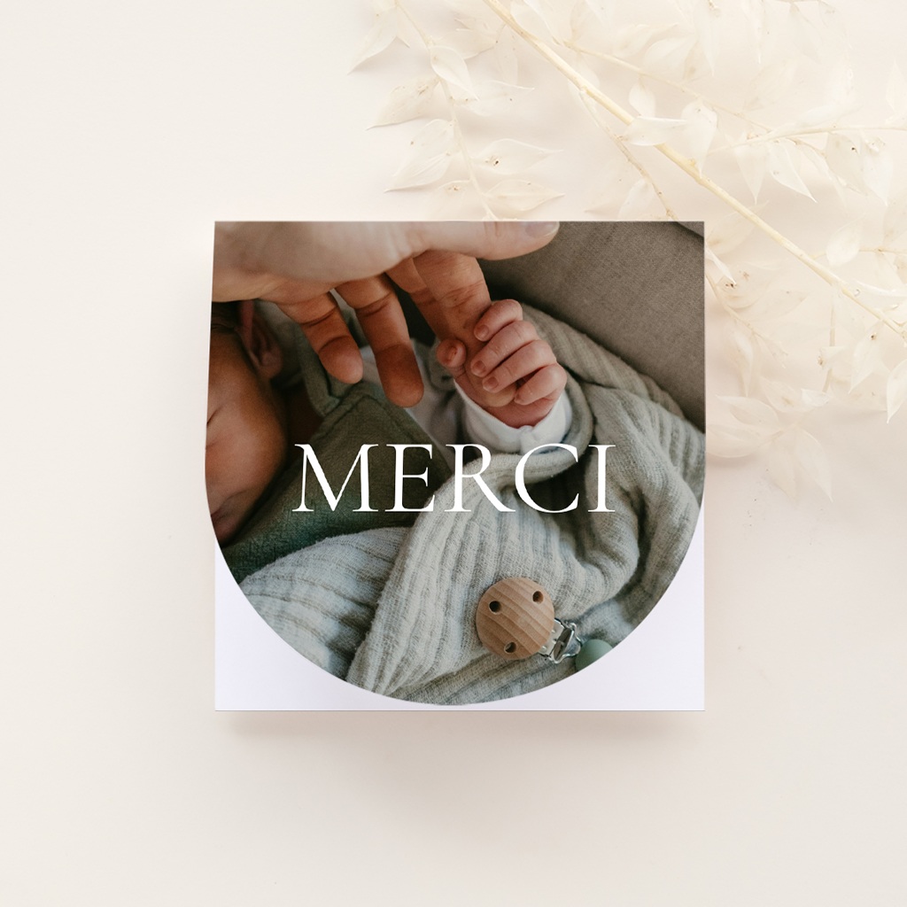 Carte de Remerciement Naissance Portrait Précieux gratuit