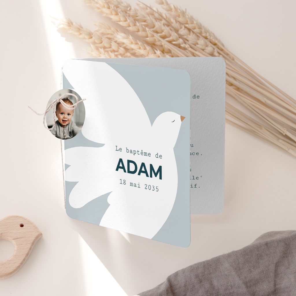 Faire-part de Bapt&ecirc;me Ailes de Lumi&egrave;re Bleu gratuit