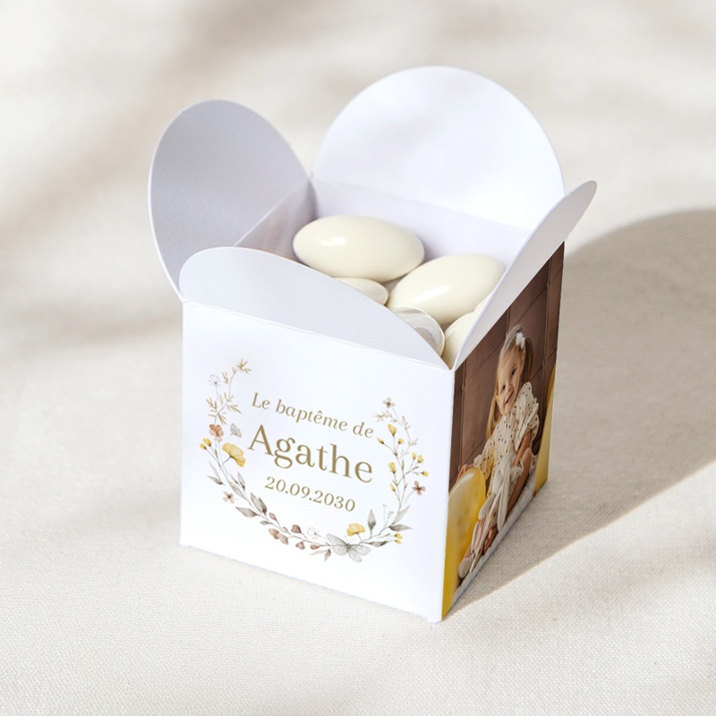 Bo&icirc;te &agrave; drag&eacute;es bapt&ecirc;me Fleurs pastel