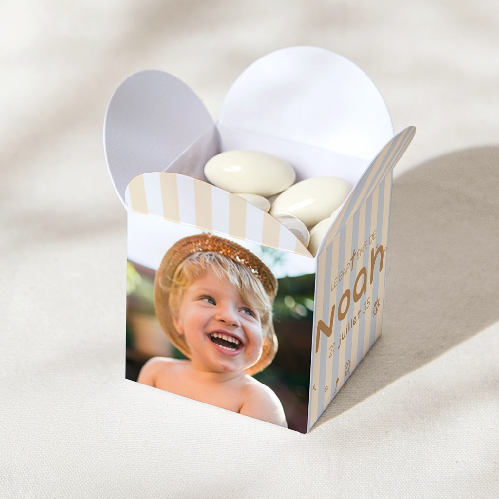 Bo&icirc;te &agrave; drag&eacute;es bapt&ecirc;me Jour pr&eacute;cieux