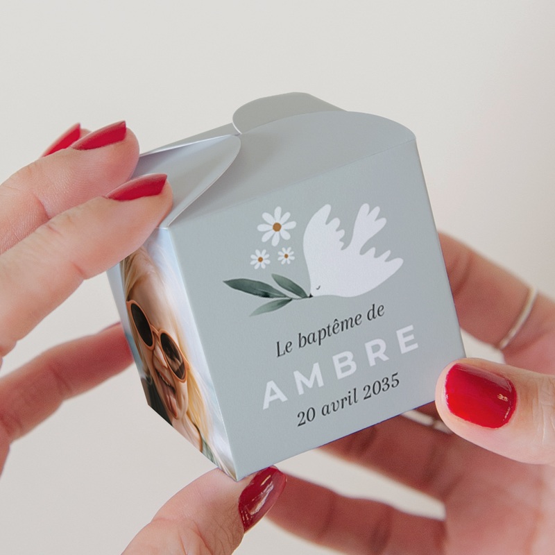 Bo&icirc;te &agrave; drag&eacute;es bapt&ecirc;me Jolie colombe pas cher
