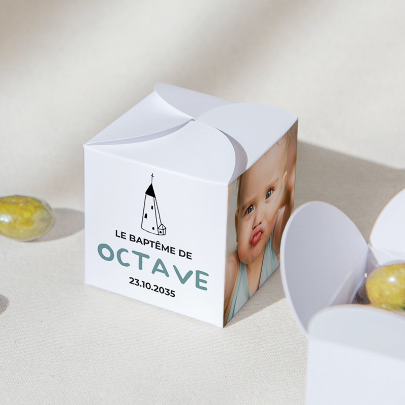 Bo&icirc;te &agrave; drag&eacute;es bapt&ecirc;me Foi & Lumi&egrave;re gratuit