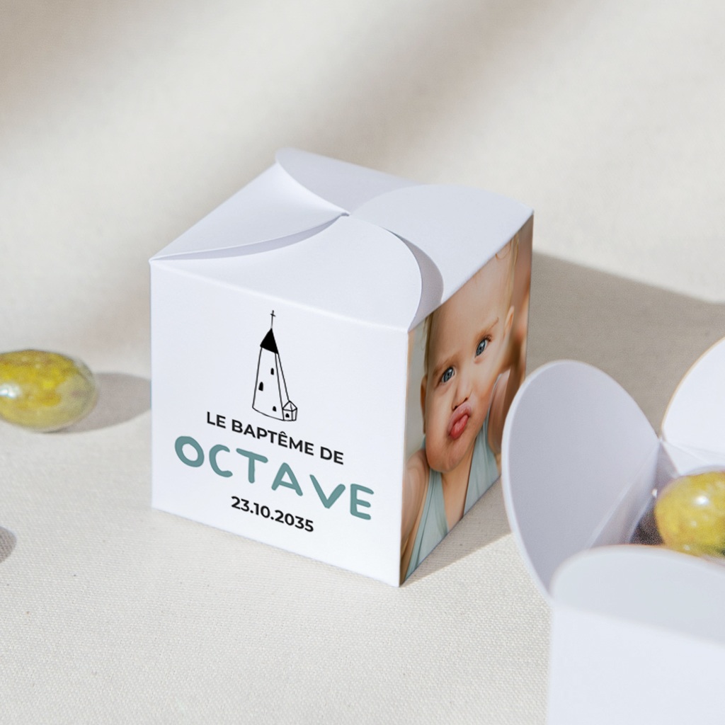 Bo&icirc;te &agrave; drag&eacute;es bapt&ecirc;me Foi & Lumi&egrave;re gratuit
